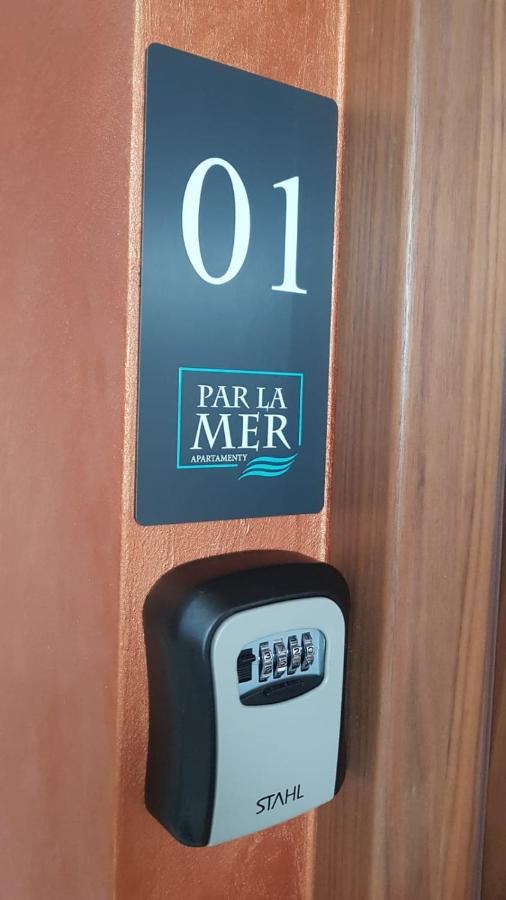 Uroczy Apartament Happy 01 Z Widokowym Tarasen Na Dachu - Tuz Przy Plazy !!! Niechorze Extérieur photo