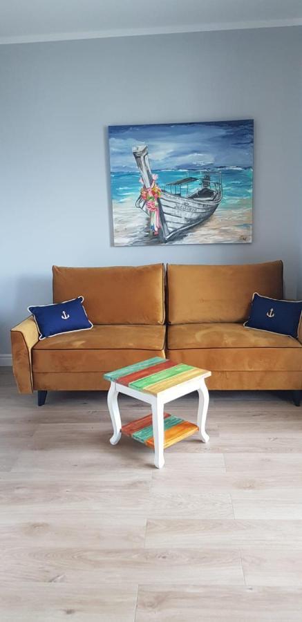 Uroczy Apartament Happy 01 Z Widokowym Tarasen Na Dachu - Tuz Przy Plazy !!! Niechorze Extérieur photo