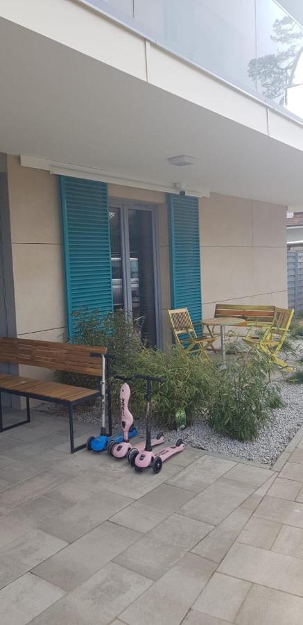 Uroczy Apartament Happy 01 Z Widokowym Tarasen Na Dachu - Tuz Przy Plazy !!! Niechorze Extérieur photo